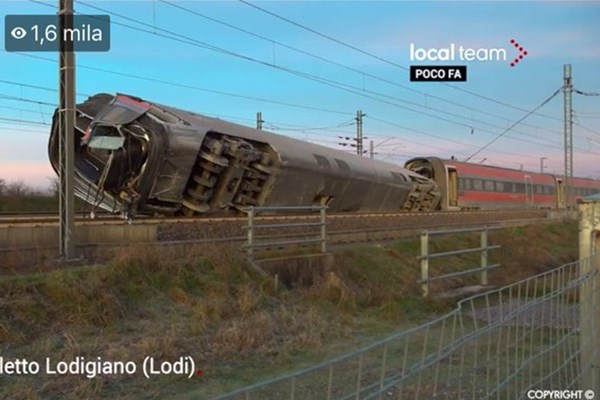 خروج مرگبار قطار سریع‌السیر از ریل در ایتالیا