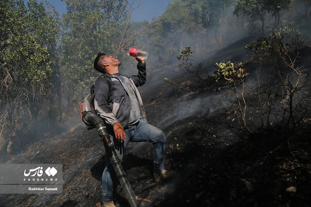 تداوم آتش‌سوزی جنگل‌های مریوان برای سومین روز متوالی