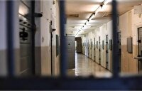 آزار زنان در زندان‌های کالیفرنیا