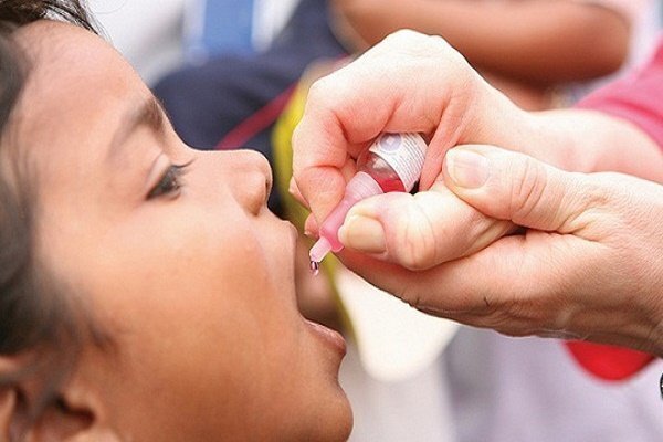 تزریق ۱۲۵۵ مورد واکسن فلج اطفال در مناطق مرزی کشور