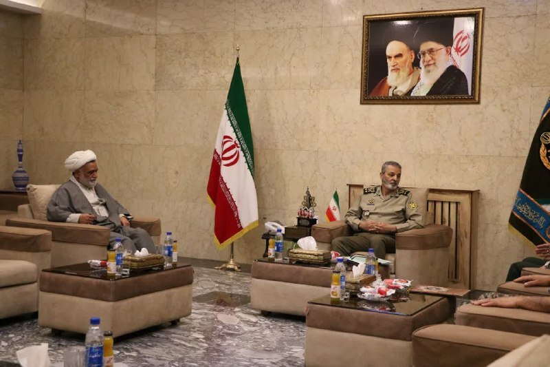 نشست هم اندیشی فرماندهان سپاه تهران بزرگ و ارتش جمهوری اسلامی ایران برگزار شد
