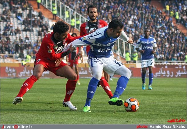دیدار تیم های فوتبال استقلال و پرسپولیس