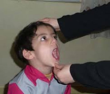 فلورایدتراپی 295 دانش آموز مدارس ابتدایی قمصر و برزک انجام شد