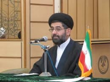 مداحان رسالت سنگینی در قبال جامعه دارند