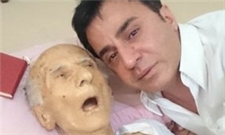 ماجرای عکس جنجالی عمو پورنگ