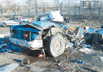 9 کشته و زخمی در تصادف خونین نیسان وانت با اتوبوس