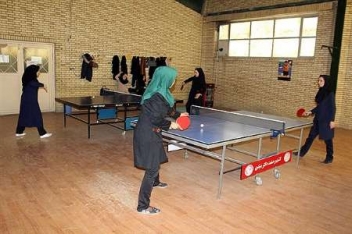 آغاز مسابقات شطرنج و تنیس روی میز سراسری دانشجویان دختر دانشگاه‌ آزاد اسلامی