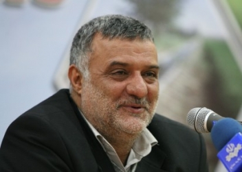 وزیر کشاورزی از طرح پرورش گاو شیری در دهگلان بازدید کرد