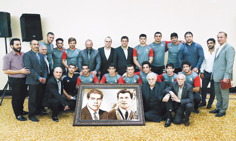 بزرگان در تولد جهان پهلوان!