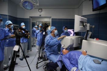 دستگاه اتوکلاو پلاسما در بیمارستان متینی كاشان راه اندازي شد