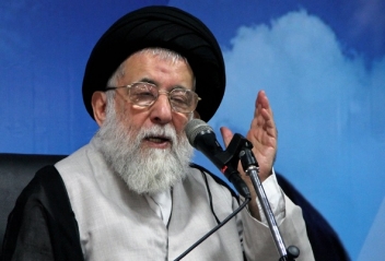 پیشرفت زنان و حضور آنان در جامعه از برکات انقلاب اسلامی است
