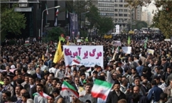 دانشآموزانی که «کدخدا» را لعنت کردند دانشآموزانی که «کدخدا» را لعنت کردند