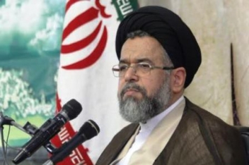 وزیر اطلاعات روند ارائه خدمات به زائران حسینی را ارزیابی کرد