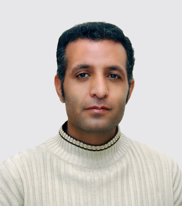 ما نيز ستايش هستيم اما با چشم باز! ما نيز ستايش هستيم اما با چشم باز!