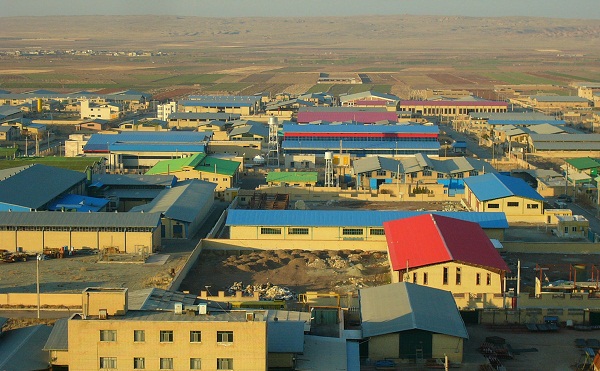 رگ حيات شهركهاي صنعتي لرستان در دست بانكها رگ حيات شهركهاي صنعتي لرستان در دست بانكها