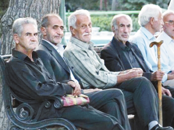 سن بازنشستگی را  برای نجات صندوق‌ها بالا ببرید!