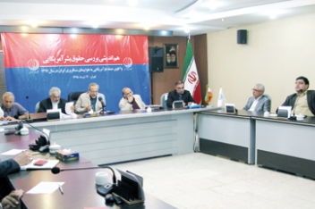 باید علیه جنایت 12 تیر امریکا در جهان اقامه دعوی کرد