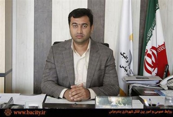 پارکینگ‌های حاشیه‌ای سطح شهر ساماندهی میشود