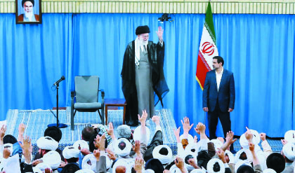 خانه خدا را به دست اهلش بسپاریم