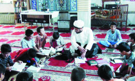 خانه خدا را به دست اهلش بسپاریم