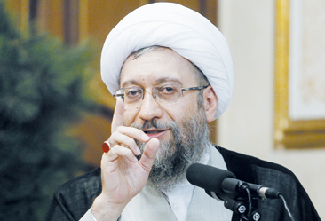 جای دولت بودم اجازه ورود وزیر اقتصاد آلمان به کشور را نمی‌دادم/اتحادیه اروپا کشته شدن بی‌گناهان یمنی را نمی‌بینند/به هیچ فردی اجازه دخالت در امور داخلی‌مان را نمی‌دهیم