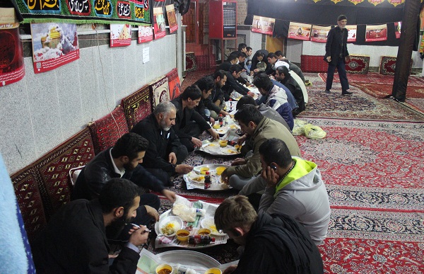 زنجان آماده ارائه خدمات به ۲۰ هزار زائر حسینی زنجان آماده ارائه خدمات به ۲۰ هزار زائر حسینی