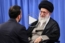 لحظات ديدنی گفت و شنود رهبر انقلاب با دانشجویان