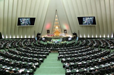 آیا مجلس شورای اسلامی طرحی برای حل مشکلات اقتصادی دارد؟