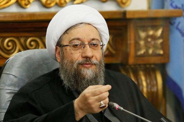 آملی لاریجانی: افتخار مي کنم امريکا مرا تحريم کرده است