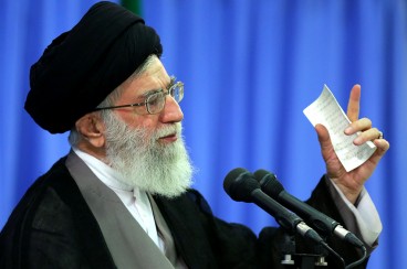 رهبرانقلاب: فتنه‌ی سال۸۸ کشور را واکسینه کرد