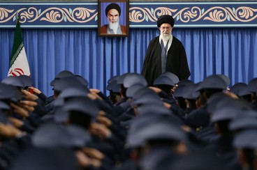 رهبر انقلاب:۲۲ بهمن امسال از آن ۲۲ بهمن‌های تماشایی خواهد بود