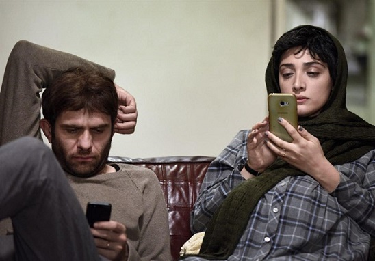 این فیلم روز جمعه از ساعت 18:30 در سینما سپاهان اکران ‌شد