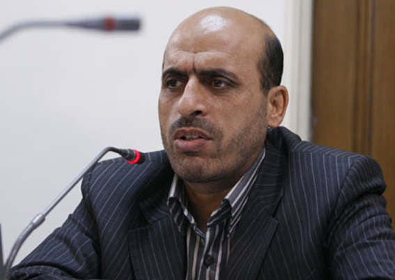 مناظرات بايد چالشي باشد