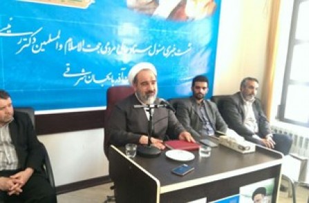 امروزه برخی لیبرال‌های قالتاق ماتیک زده کشور را به پرتگاه برده اند
