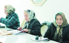 نگوييم از سن آنان گذشته است نگوييم از سن آنان گذشته است