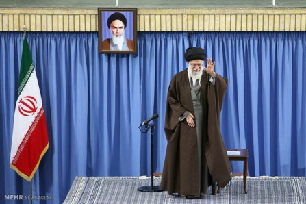 ۲ روز به انتخابات بیشتر باقی نمانده بحمدالله محیط کشور آرام است؛ این خیلی ارزش دارد/ تأکید می‌کنم مراقبت شود که امانت آرای مردم حفظ شود