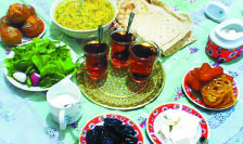 دلتنگ سفرههاي افطاري مادربزرگ دلتنگ سفرههاي افطاري مادربزرگ