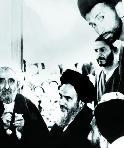 با رئیس ساواک از زندان به دیدار امام رفتیم با رئیس ساواک از زندان به دیدار امام رفتیم