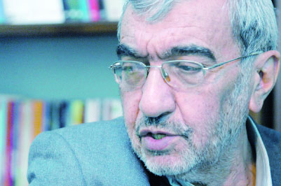 امام فرمود ساده نباشيد اينها پاي هدم نظام ايستاده‌اند!