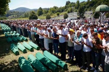 راهپیمایی بزرگ «مارش میرا» در بوسنی