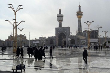 بارش شدید باران تابستانی در حرم امام رضا(ع)