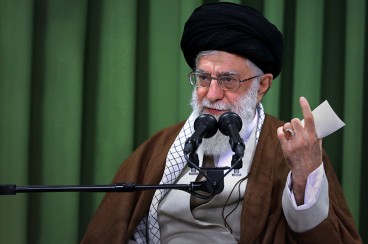 رهبر انقلاب: هم‌آوازی اروپا با امریکا در موضوع موشکی و حضور منطقه‌ای ایران را قبول نمی‌کنیم
