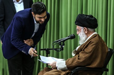 نماهنگ «برای آینده‌ای پر امید»/ حاشیه‌های جالب دیدار نخبگان با رهبر انقلاب
