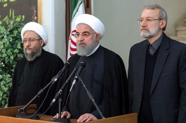 روحانی: نمی‌توان از پول بانک مرکزی برای حل مشکل مؤسسات مالی استفاده کرد
