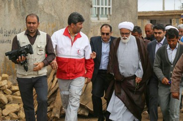 بازدید نماینده رهبر انقلاب از مناطق زلزله‌زده