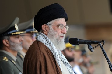 رهبر انقلاب: قدرت دفاعی کشور به هیچ‌وجه قابل مذاکره و معامله نیست