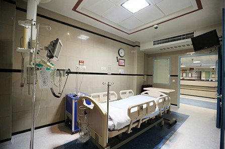 کمک 65 میلیارد ریالی خیر سلامت به بیمارستان بقیه الاعظم کاشان