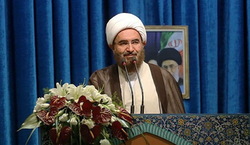 نیاز به یک نماز جمعه با شکوه، با صلابت و شیرین بیشتر از همیشه احساس می‌شود
