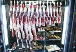 چرای دلالان در بازار گوشت ۹۰ هزار تومانی مقابل چشم دولت!