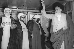 صدور اطلاعیه حکومت نظامی در ۲۱ بهمن به دستور امریکا بود